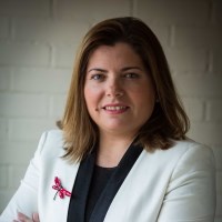 Headshot of Elena Garcia Lechuz